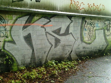 Graffiti Bombing - Photo by WurstUndKaese - Ksl, War, Kombo