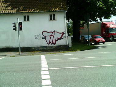 Graffiti Bombing - Photo by WurstUndKaese - Sif, Wk, 2011 (2011)