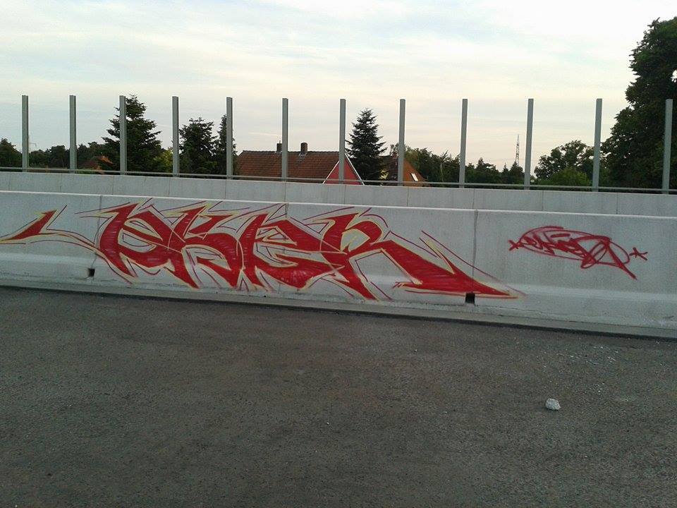 Graffiti Bombing - Photo by WurstUndKaese - Eker, rts, gütersloh (2014)