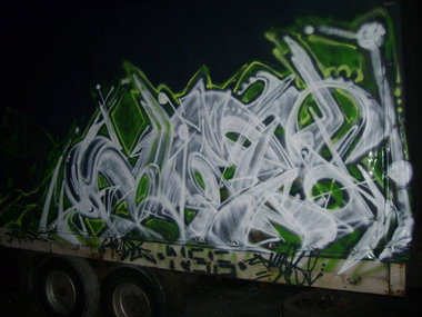 Graffiti Bombing - Photo by WurstUndKaese - Quest, quester, nsg (2014)