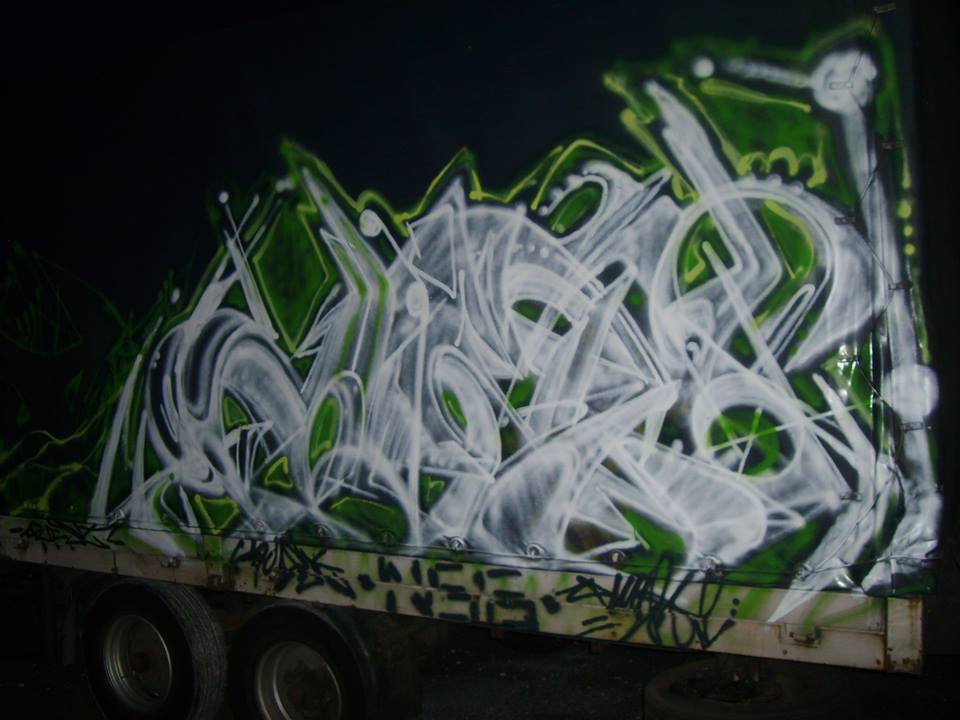 Graffiti Bombing - Photo by WurstUndKaese - Quest, quester, nsg (2014)