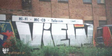 Graffiti Train - Photo by WurstUndKaese - View, Gc, Ko (2001)