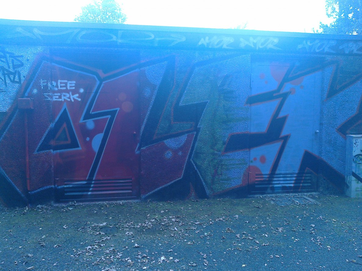 Graffiti Wall - Photo by WurstUndKaese