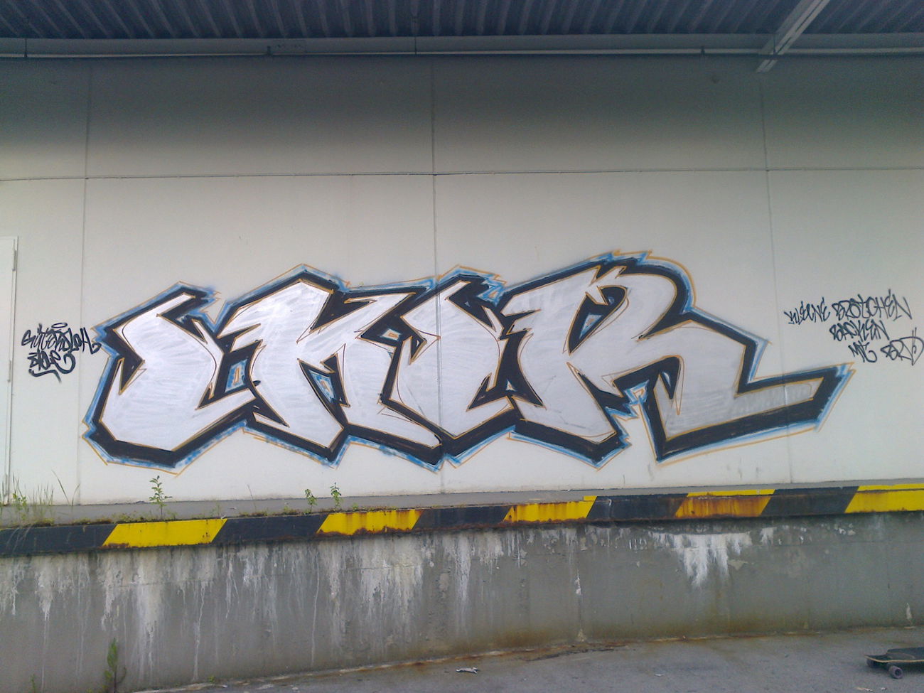 Graffiti Bombing - Photo by WurstUndKaese - eker, gütersloh, trainline