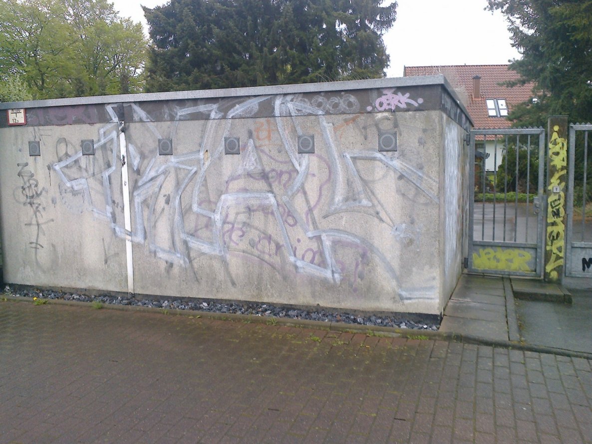 Graffiti Bombing - Photo by WurstUndKaese - Trial, Bielefeld, Sieker