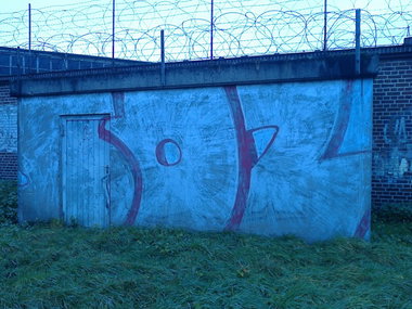 Graffiti Bombing - Photo by WurstUndKaese - Sore, Ahs, Arthools (2001)