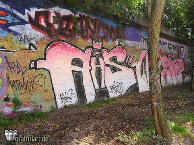 Graffiti Bombing - Photo by WurstUndKaese - Dmf, Tt, Ahs