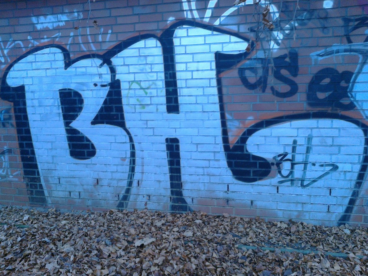 Graffiti Bombing - Photo by WurstUndKaese - BH, Gütersloh