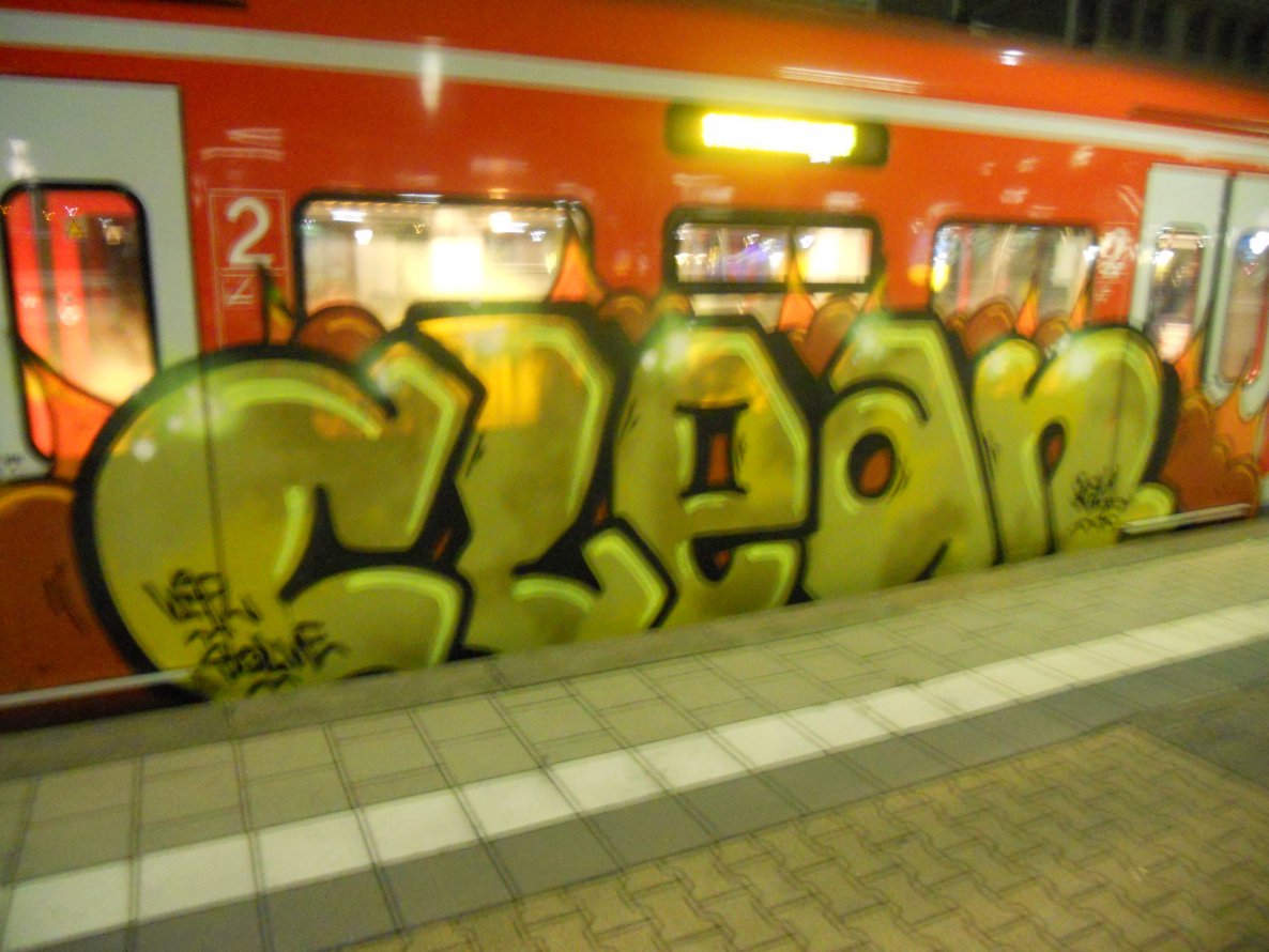 Graffiti Train - Photo by Wurstfinger - clean, heidelberg