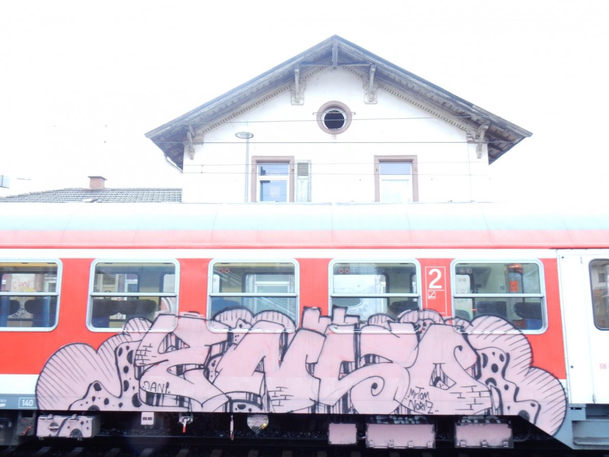 Graffiti Train - Photo by Wurstfinger