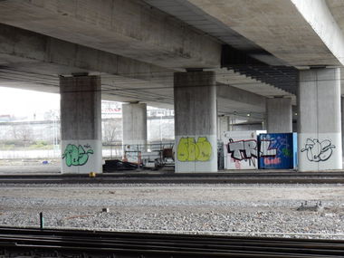 Graffiti Bombing - Photo by Wurstfinger - fette, jungs