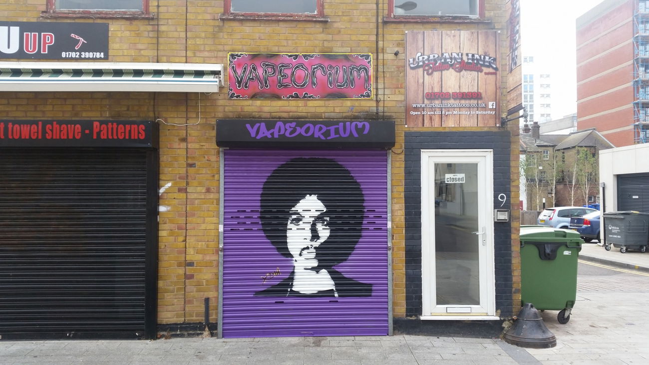 Graffiti Street Art - Photo by XLVII - prince, vapeorium, shutterart (2016)