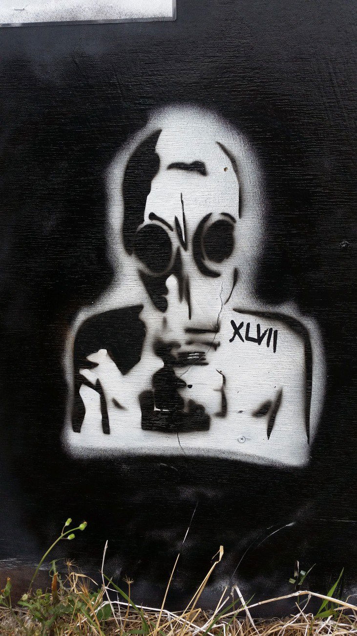 Graffiti Wall - Photo by XLVII - XLVII, gasmask, stencilart (2016)