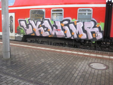 Graffiti Train - Photo by XYZ - UKW, IMR