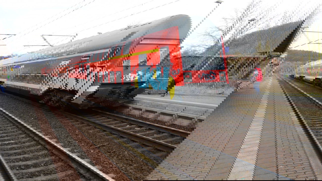 Graffiti Train - Photo by XYZ - UKW, Zank, Anton (2014)