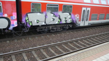Graffiti Train - Photo by XYZ - DDR (2014)