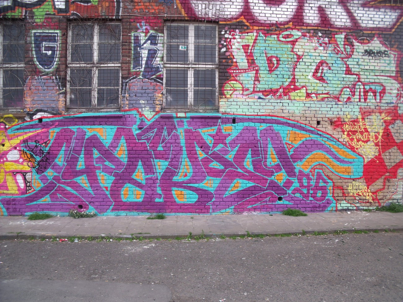 Graffiti Wall - Photo by YAKE96 - YAKE, 96, YAKE96 (2015)