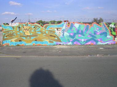 Graffiti Wall - Photo by YAKE96 - DAZE, 95, DAZE95 (2015)