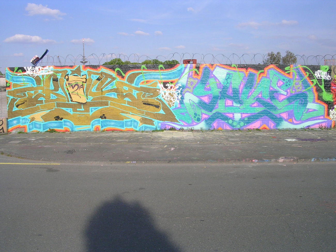 Graffiti Wall - Photo by YAKE96 - DAZE, 95, DAZE95 (2015)