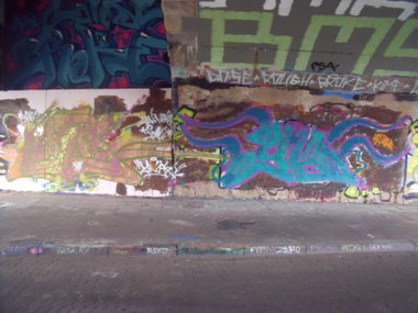 Graffiti Wall - Photo by YAKE96 - DAZE, 95, DAZE95 (2015)