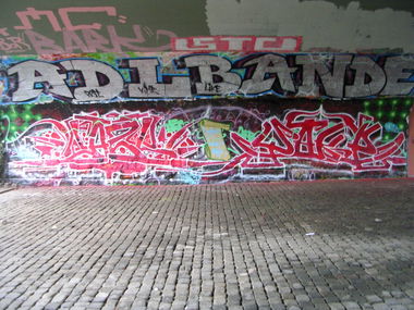 Graffiti Wall - Photo by YAKE96 - DAZE, 95, DAZE95 (2015)