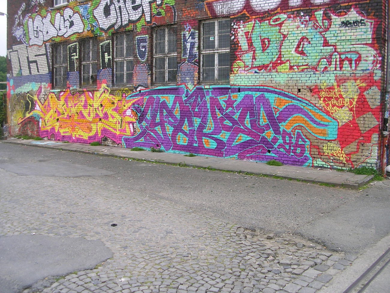 Graffiti Wall - Photo by YAKE96 - DAZE, 95, DAZE95 (2015)