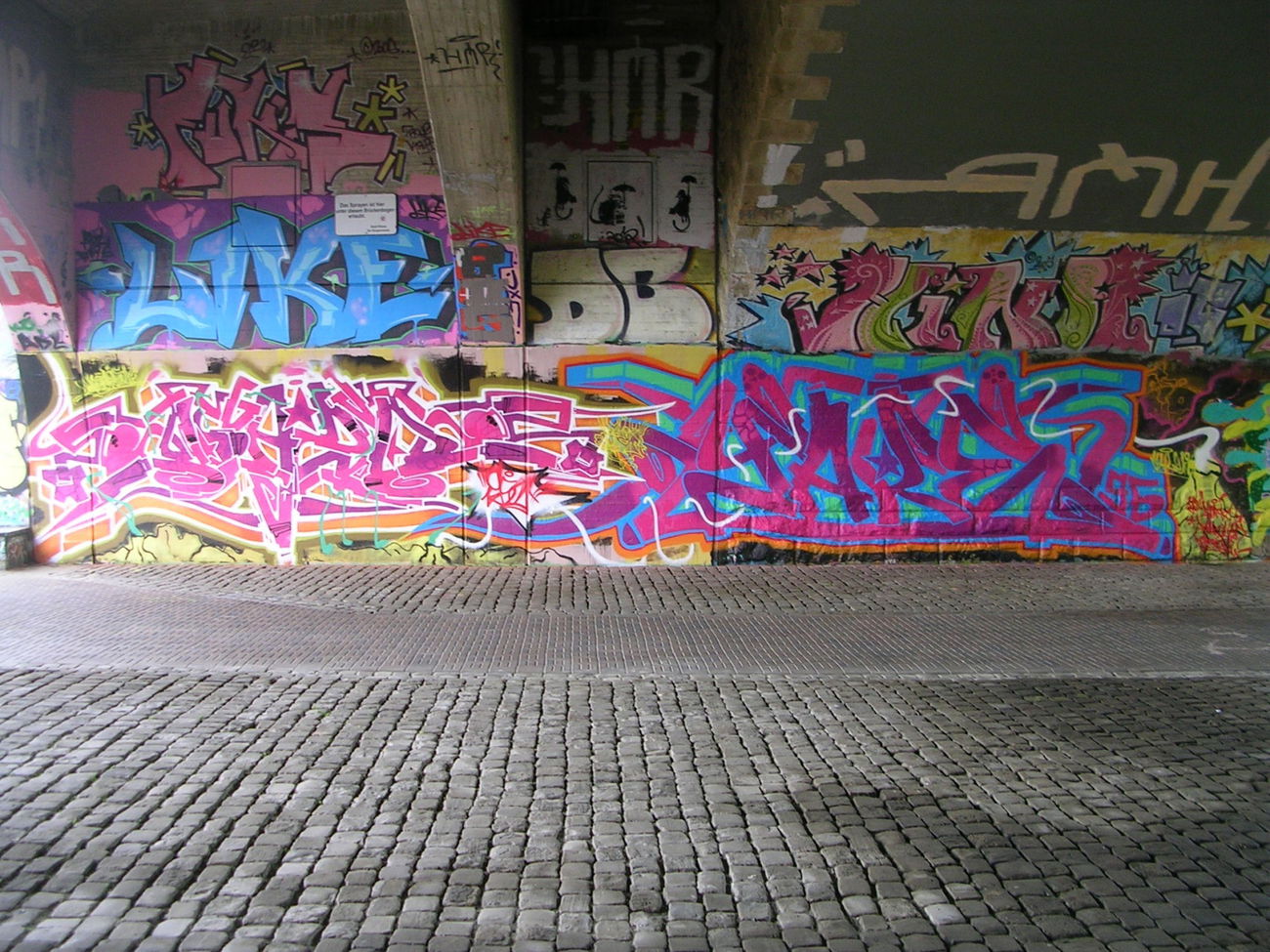Graffiti Wall - Photo by YAKE96 - DAZE, 95, DAZE95 (2015)