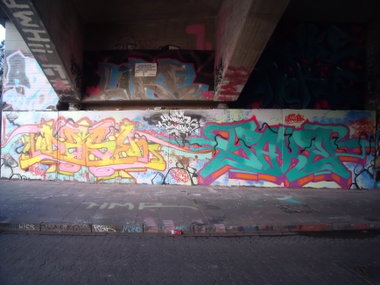 Graffiti Wall - Photo by YAKE96 - DAZE95, YAKE96 (2015)