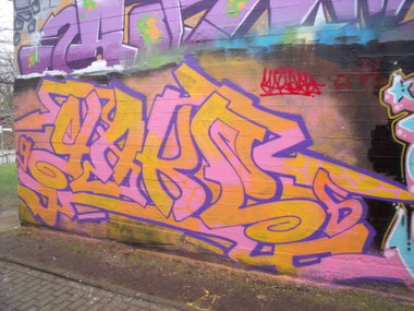 Graffiti Wall - Photo by YAKE96 - YAKE96 (2015)