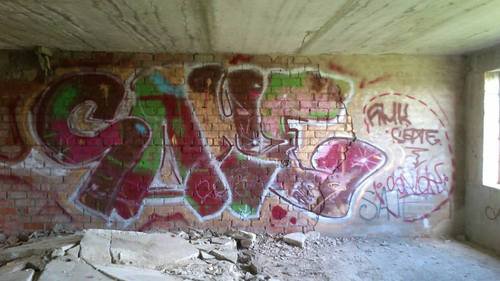 Graffiti Bombing in R?ga - Photo by YEKZCREW