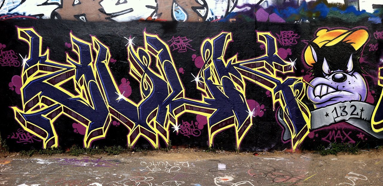 Graffiti Wall in Paris - Photo by YOOLK132 - yulk, yoolk, 132 (2013)