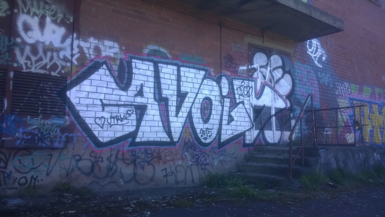 Graffiti Bombing - Photo by YOsup (2015)