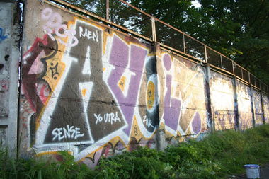 Graffiti Bombing - Photo by YOsup - odcs (2014)