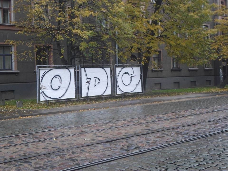 Graffiti Bombing - Photo by YOsup - odcs (2014)