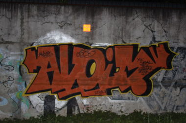 Graffiti Bombing - Photo by YOsup - odcs (2014)