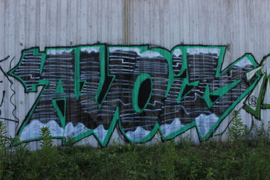 Graffiti Bombing - Photo by YOsup - odcs (2014)