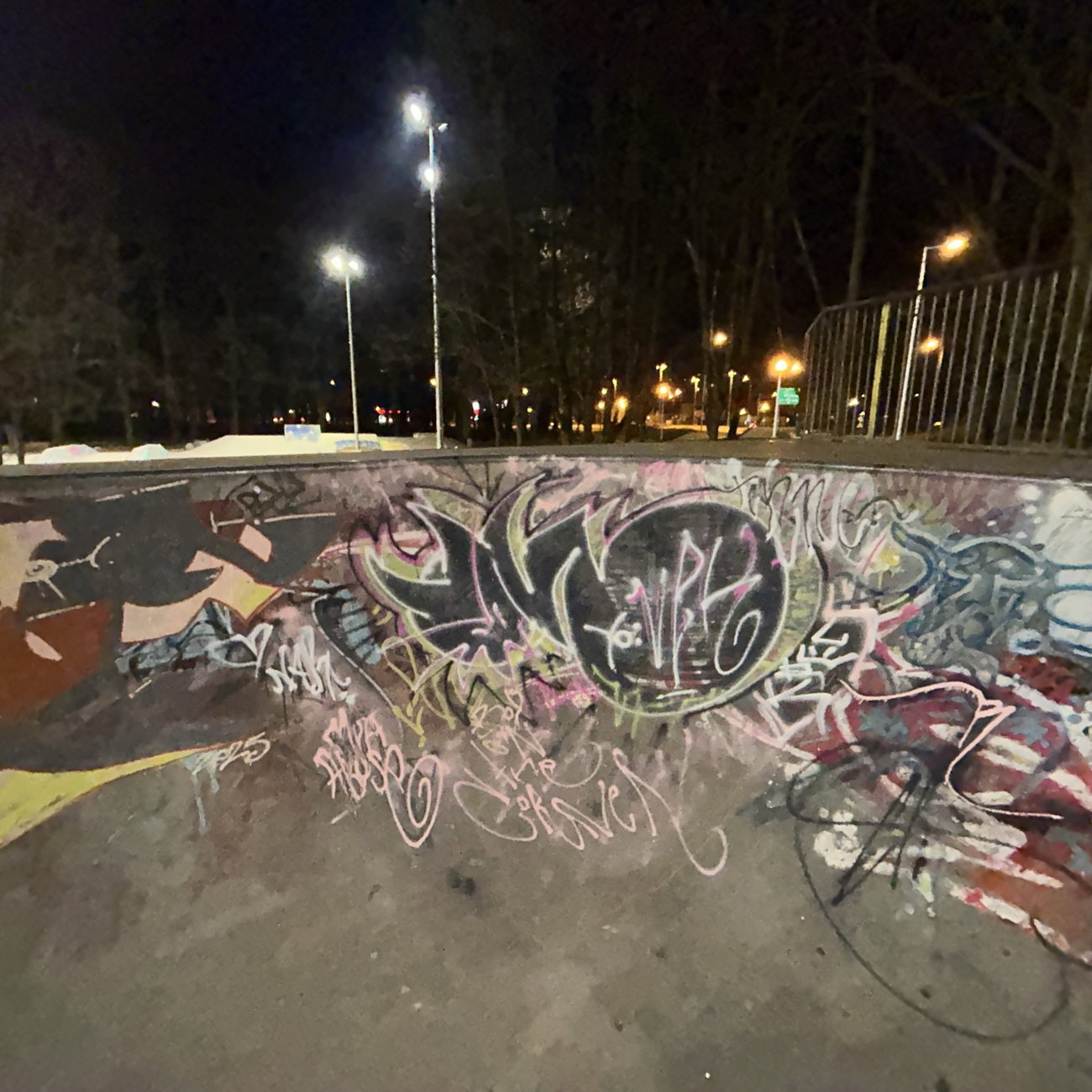 Graffiti Bombing in Gorzow - Photo by Ytho1 - oh