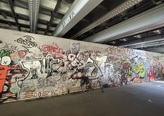 Graffiti Wall in Poznan - Photo by Ytho1 - ceu, 3u, ohty (2026)
