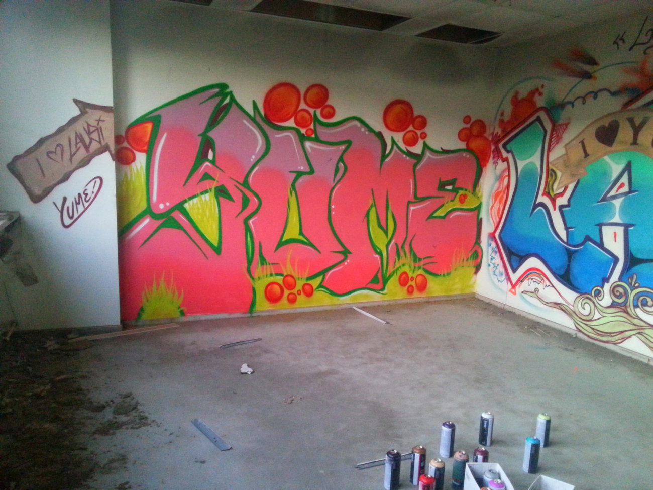 Graffiti Wall - Photo by YumeS - yume, berlin, germany (2015)