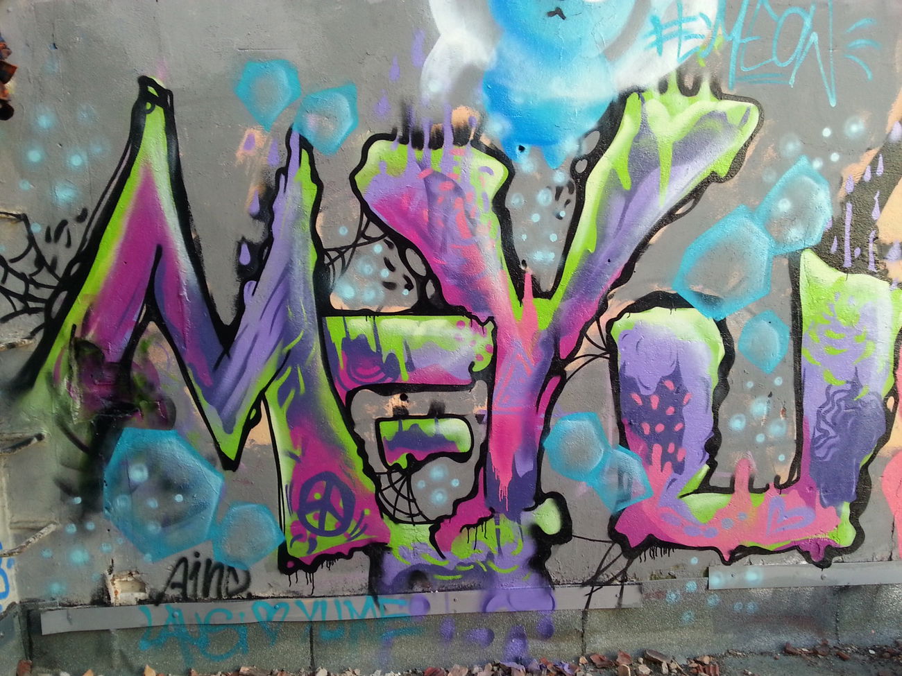 Graffiti Wall in Deutschland - Photo by YumeS - cute, yume, berlin (2016)