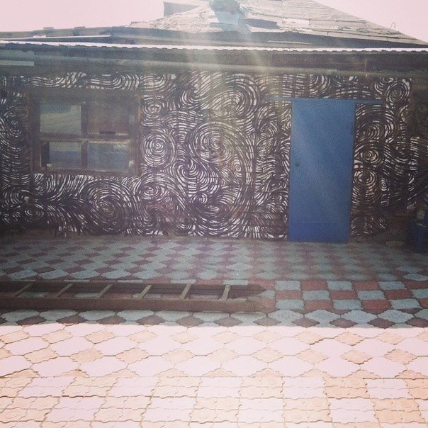 Graffiti Wall - Photo by ZABS55 - zabs