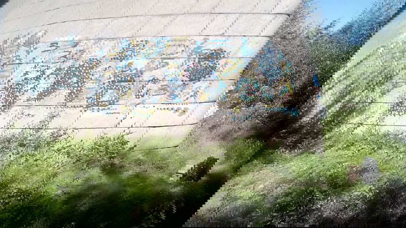 Graffiti Bombing - Photo by ZABS55 - zabs