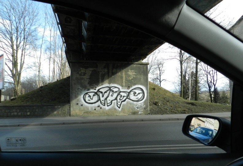 Graffiti Wall - Photo by ZAKUR