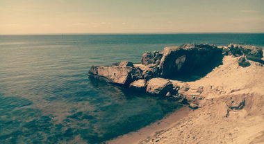 Graffiti Wall - Photo by ZAKUR