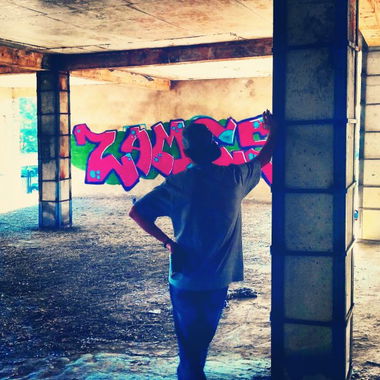Graffiti Wall - Photo by ZAMES76