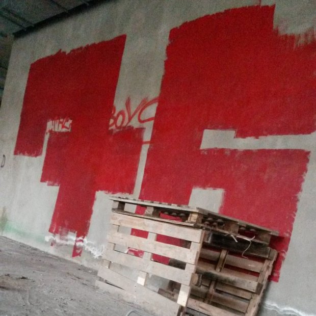 Graffiti Artwork - Photo by ZAMES76