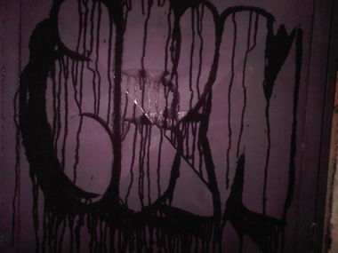 Graffiti Bombing - Photo by ZEINADICO