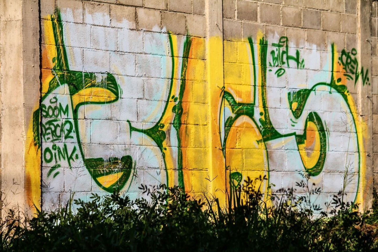 Graffiti Wall - Photo by ZEINADICO (2014)