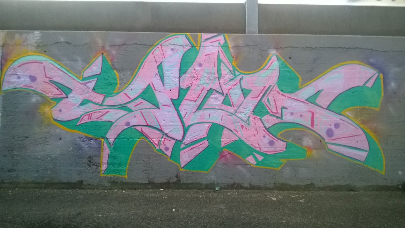 Graffiti Wall - Photo by ZEOT