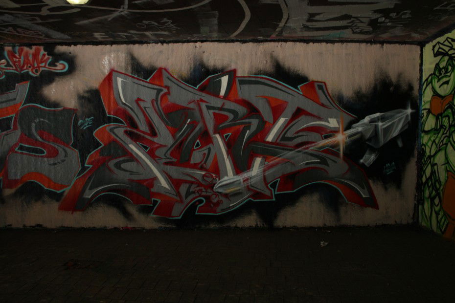 Graffiti Wall - Photo by ZERTRB (2013)